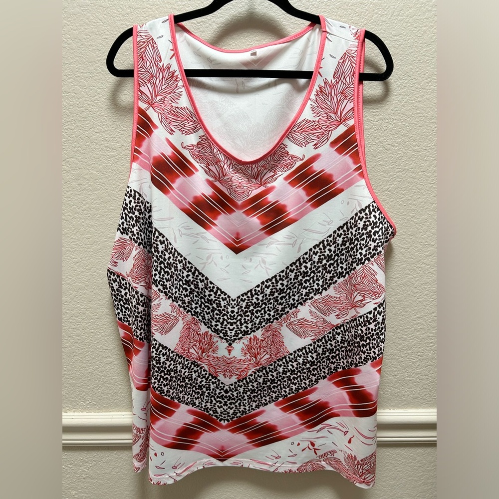 No name v neck ladies plus sleeveless top 5x but fits more like a 3x